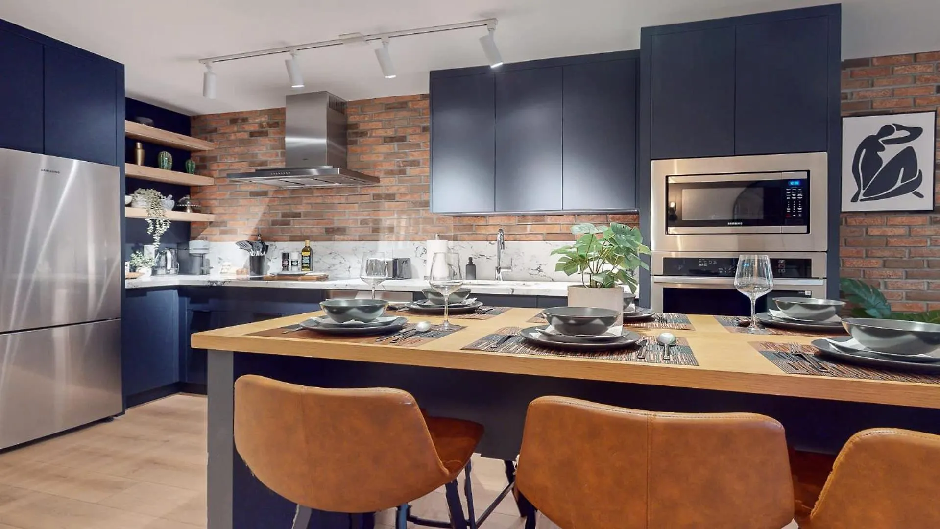 Casa Hotel Elegant 2Br Suite In Leslieville Toronto