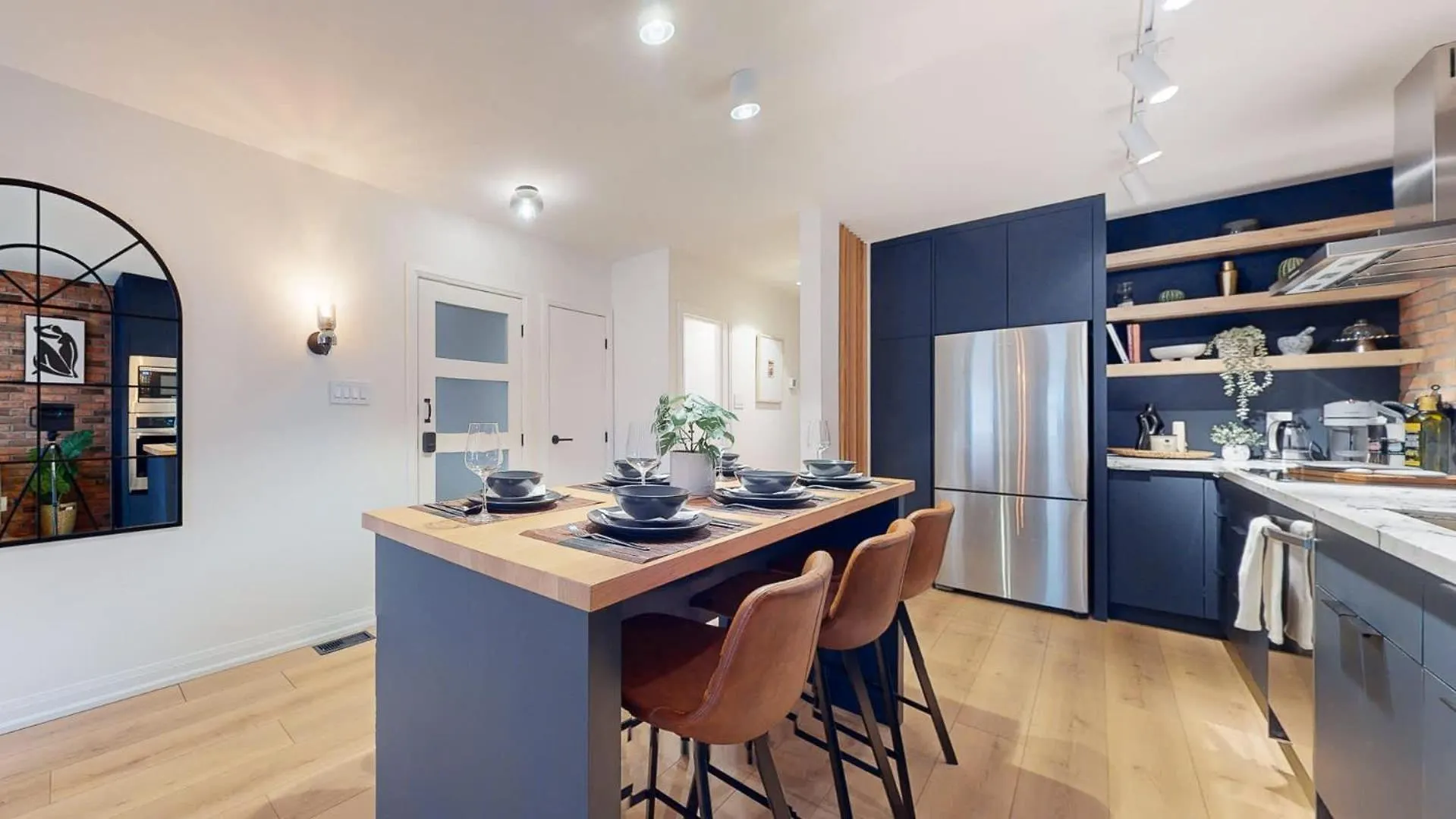 Casa Hotel Elegant 2Br Suite In Leslieville Toronto